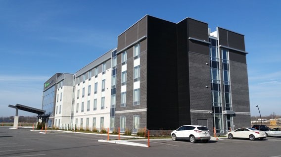 Holiday Inn Express Montreal